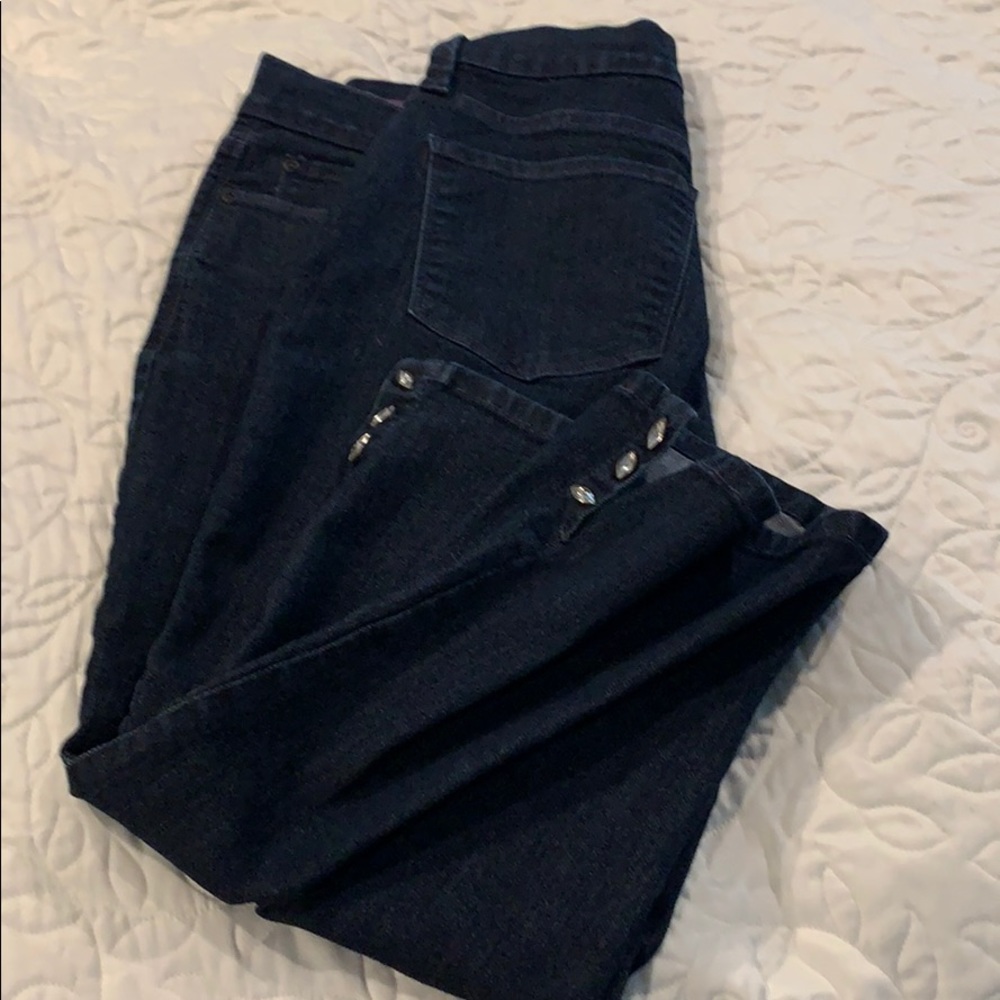 NYDJ crop jeans. Navy blue. Size 10 Ariel